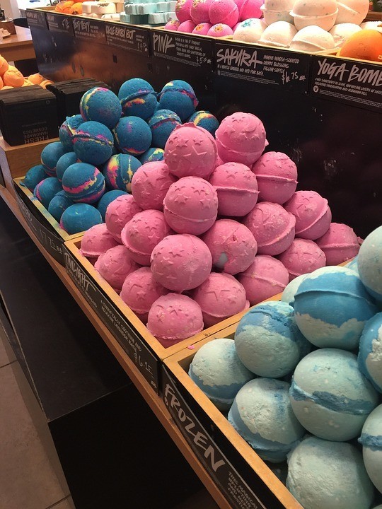 Do Bath Bombs Cause Yeast Infections?
