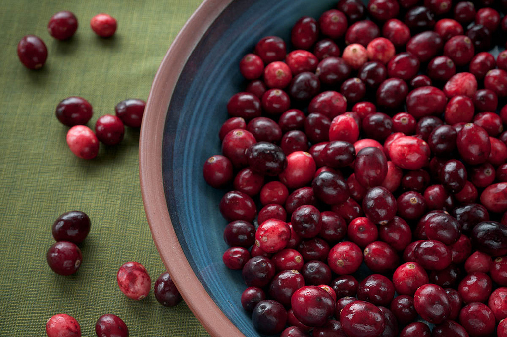 Can cranberry juice cure a yeast infection?